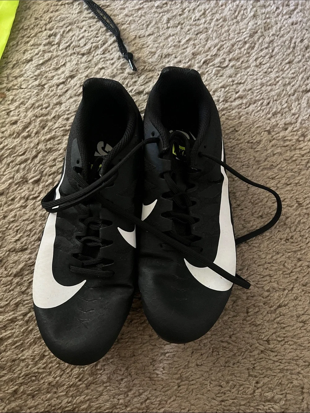 Nike Black & Neon Yellow Racing Spikes with Drawstring Spike Bag